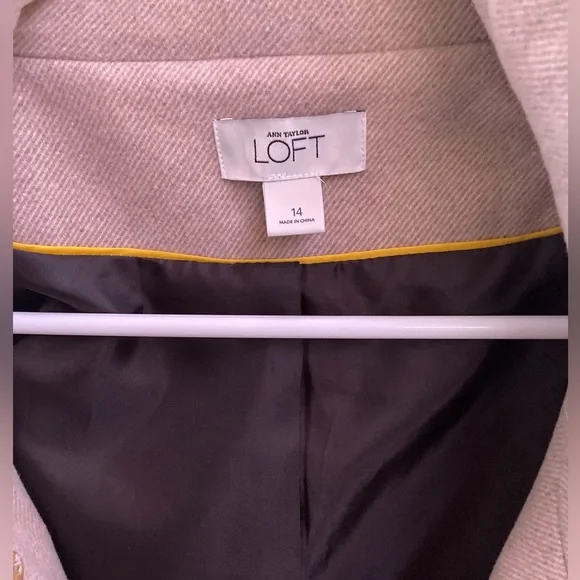 Ann Taylor Loft Beige Crowl Neck Winter Jacket with Buttons - Picture 4 of 11